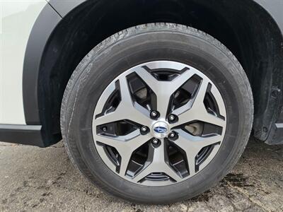 2023 Subaru Forester Premium   - Photo 44 - De Pere, WI 54115