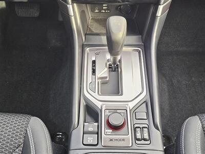2023 Subaru Forester Premium   - Photo 10 - De Pere, WI 54115