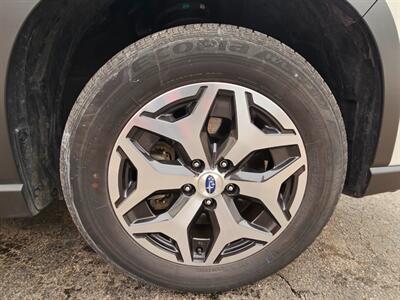 2023 Subaru Forester Premium   - Photo 47 - De Pere, WI 54115