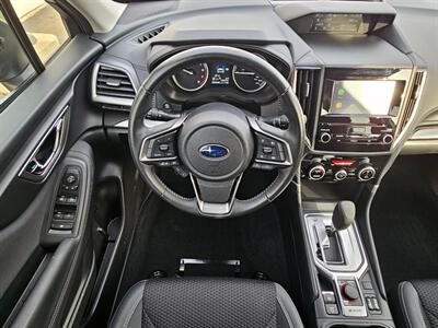 2023 Subaru Forester Premium   - Photo 28 - De Pere, WI 54115
