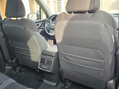 2023 Subaru Forester Premium   - Photo 37 - De Pere, WI 54115