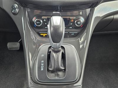 2015 Ford Escape Titanium   - Photo 29 - De Pere, WI 54115