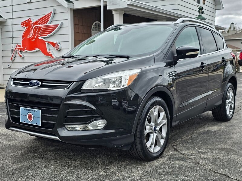 2015 Ford Escape Titanium   - Photo 1 - De Pere, WI 54115