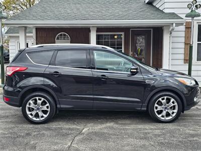 2015 Ford Escape Titanium   - Photo 2 - De Pere, WI 54115