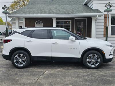 2024 Chevrolet Blazer 3LT   - Photo 2 - De Pere, WI 54115