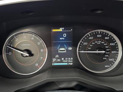 2023 Subaru Crosstrek Limited   - Photo 7 - De Pere, WI 54115