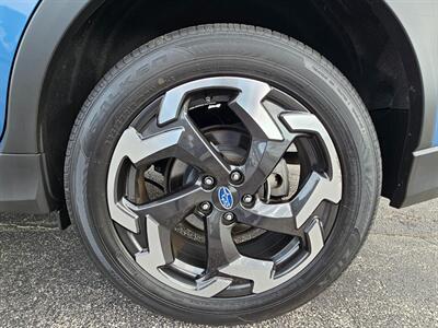 2023 Subaru Crosstrek Limited   - Photo 40 - De Pere, WI 54115