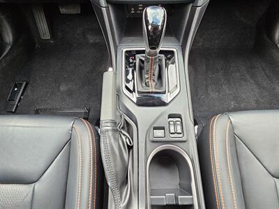 2023 Subaru Crosstrek Limited   - Photo 10 - De Pere, WI 54115