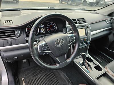 2016 Toyota Camry SE   - Photo 28 - De Pere, WI 54115