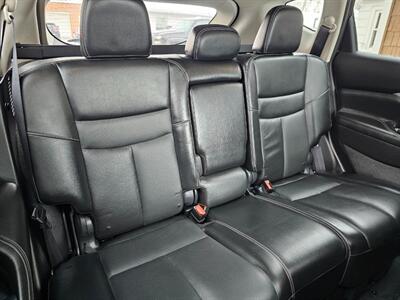 2018 Nissan Murano Platinum   - Photo 15 - De Pere, WI 54115
