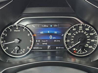 2018 Nissan Murano Platinum   - Photo 8 - De Pere, WI 54115