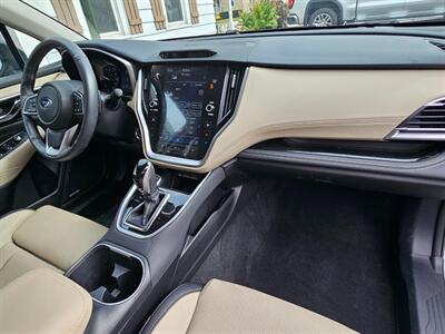 2024 Subaru Outback Limited   - Photo 12 - De Pere, WI 54115