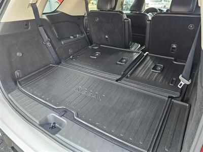 2023 Nissan Pathfinder Platinum   - Photo 30 - De Pere, WI 54115