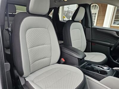 2023 Ford Escape Active   - Photo 13 - De Pere, WI 54115