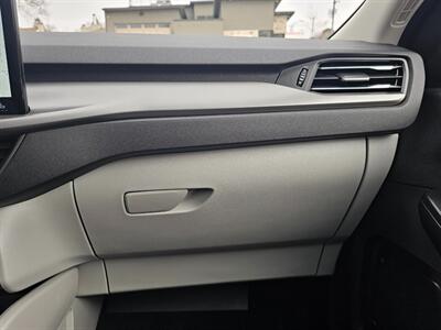 2023 Ford Escape Active   - Photo 30 - De Pere, WI 54115