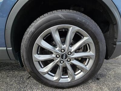 2022 Lincoln Corsair Standard   - Photo 43 - De Pere, WI 54115