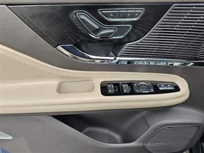 2022 Lincoln Corsair Standard   - Photo 19 - De Pere, WI 54115