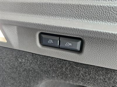 2022 Lincoln Corsair Standard   - Photo 37 - De Pere, WI 54115