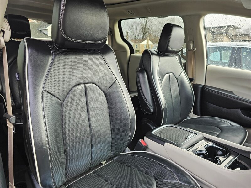 2022 Chrysler Pacifica Limited - Photo 35 - De Pere, WI 54115