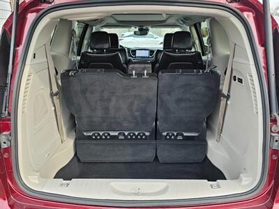 2022 Chrysler Pacifica Limited - Photo 17 - De Pere, WI 54115