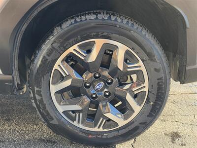 2025 Subaru Forester Premium - Photo 38 - De Pere, WI 54115