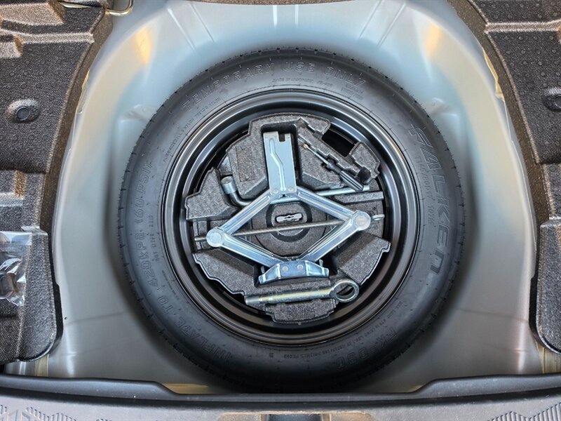 2025 Subaru Forester Premium - Photo 34 - De Pere, WI 54115
