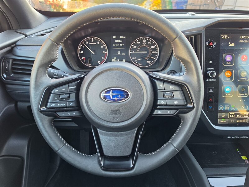 2025 Subaru Forester Premium - Photo 6 - De Pere, WI 54115