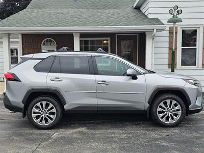 2024 Toyota RAV4 XLE Premium   - Photo 2 - De Pere, WI 54115