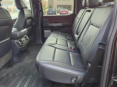 2022 Ford F-150 Lariat   - Photo 15 - De Pere, WI 54115