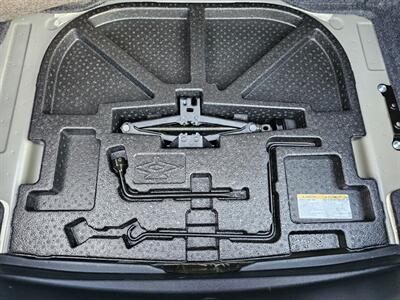 2016 Toyota Camry Hybrid LE - Photo 17 - De Pere, WI 54115