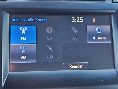 2016 Toyota Camry Hybrid LE - Photo 28 - De Pere, WI 54115