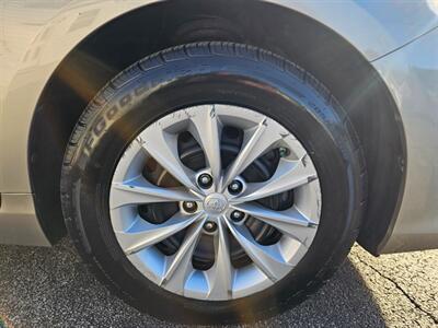 2016 Toyota Camry Hybrid LE - Photo 44 - De Pere, WI 54115