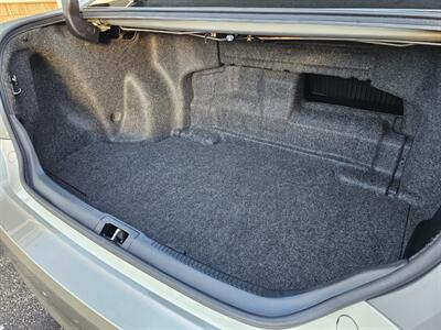 2016 Toyota Camry Hybrid LE - Photo 36 - De Pere, WI 54115