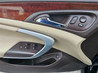 2015 Buick Regal Turbo/e-Assist Premium I   - Photo 18 - De Pere, WI 54115