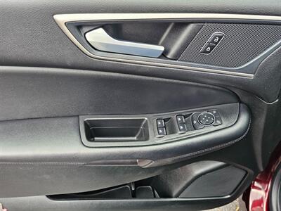 2023 Ford Edge SEL   - Photo 19 - De Pere, WI 54115