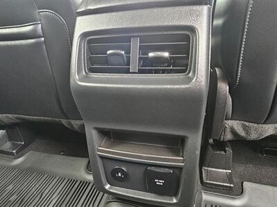 2023 Ford Edge SEL   - Photo 15 - De Pere, WI 54115