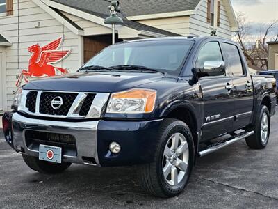 2011 Nissan Titan SL   - Photo 1 - De Pere, WI 54115