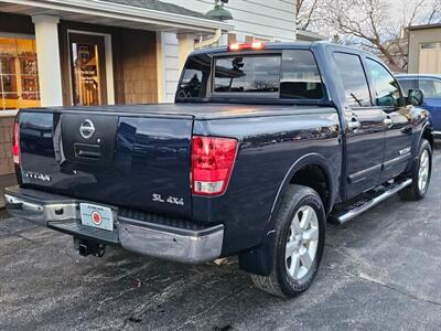 2011 Nissan Titan SL   - Photo 23 - De Pere, WI 54115