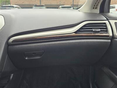 2015 Ford Fusion SE   - Photo 30 - De Pere, WI 54115
