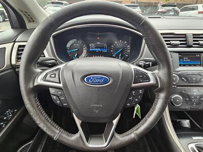 2015 Ford Fusion SE   - Photo 6 - De Pere, WI 54115