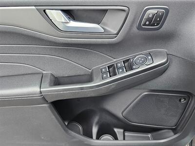 2023 Ford Escape Active   - Photo 16 - De Pere, WI 54115