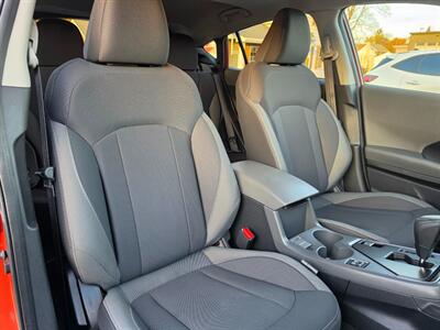 2025 Subaru Crosstrek Premium - Photo 12 - De Pere, WI 54115
