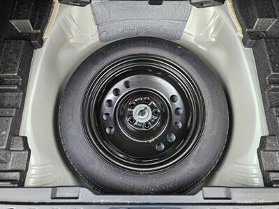 2022 Subaru Outback Premium   - Photo 36 - De Pere, WI 54115