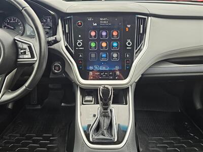 2022 Subaru Outback Premium   - Photo 8 - De Pere, WI 54115
