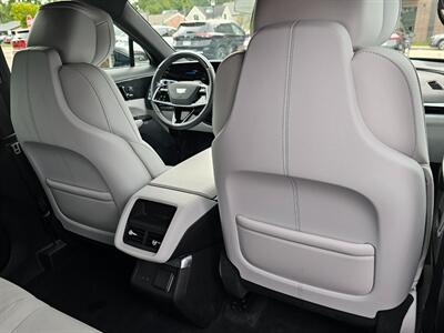 2024 Cadillac LYRIQ Luxury 2   - Photo 37 - De Pere, WI 54115