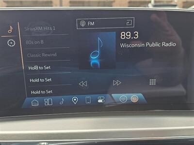 2024 Cadillac LYRIQ Luxury 2   - Photo 33 - De Pere, WI 54115