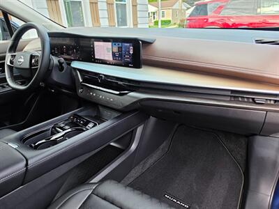 2025 Nissan Murano Platinum   - Photo 12 - De Pere, WI 54115