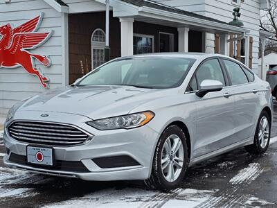 2018 Ford Fusion SE   - Photo 1 - De Pere, WI 54115