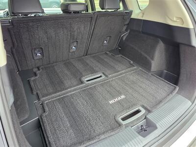 2023 Nissan Rogue SL   - Photo 36 - De Pere, WI 54115