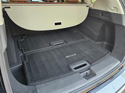 2024 Nissan Rogue Platinum   - Photo 36 - De Pere, WI 54115